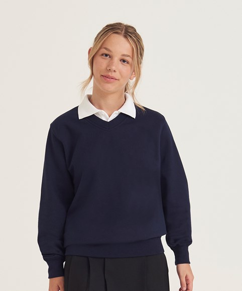 Senior Academy v-neck sweatshirt