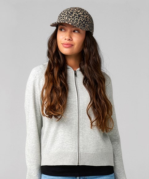Leopard print 6-panel cap