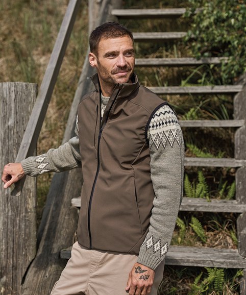 Performance softshell bodywarmer (9522)