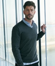 12 gauge v-neck jumper