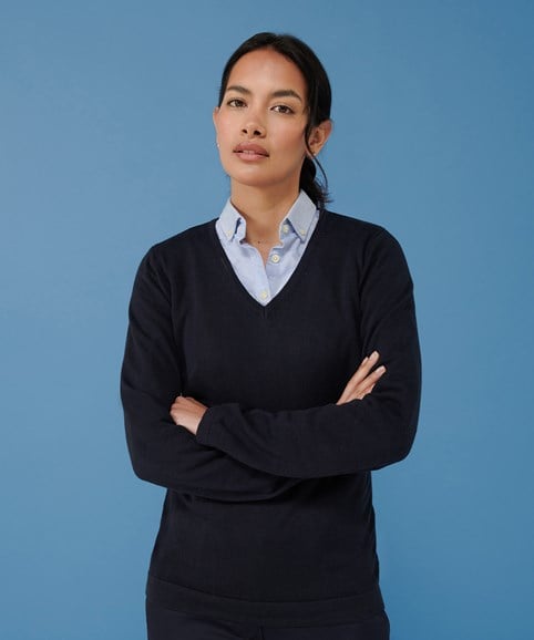 Women's 12 gauge v-neck jumper