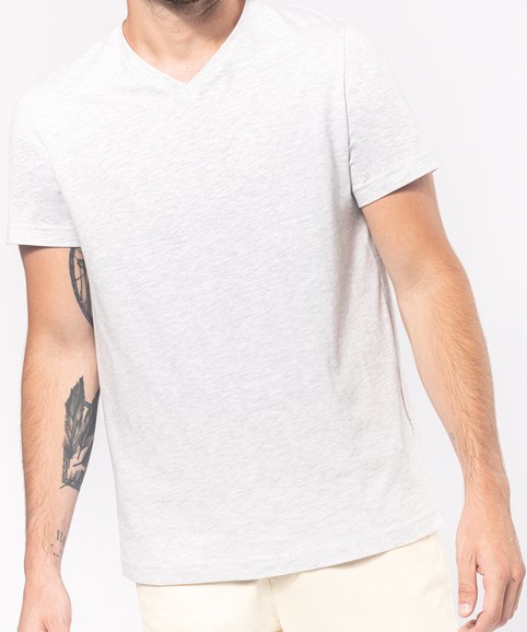Short sleeve v-neck t-shirt