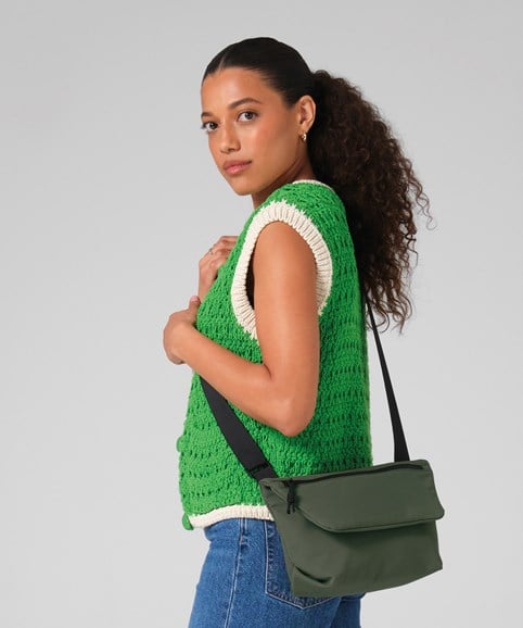 Minimal lifestyle mini messenger