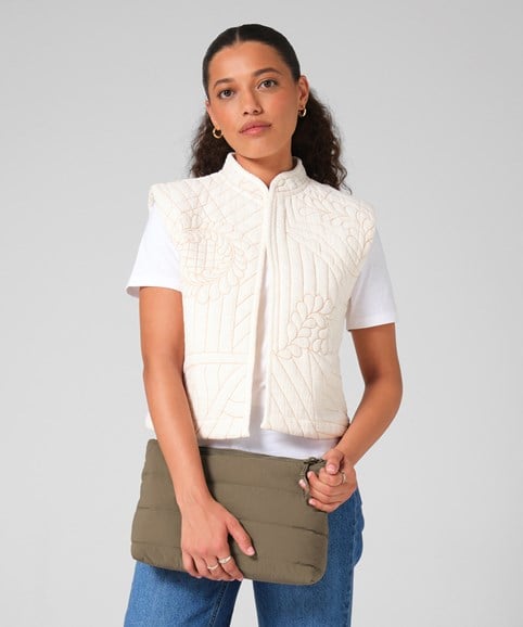 Quilted accessory case