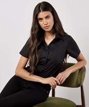 Women's poplin shirt short-sleeved (tailored fit)