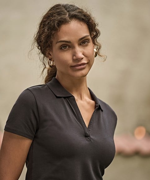 Women's luxury stretch v-neck polo (1409)