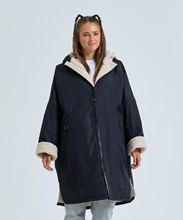 TriDri® All-seasons waterproof changing robe