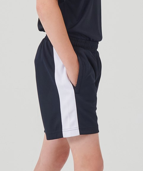 Short enfants en maille avec des poches zippées