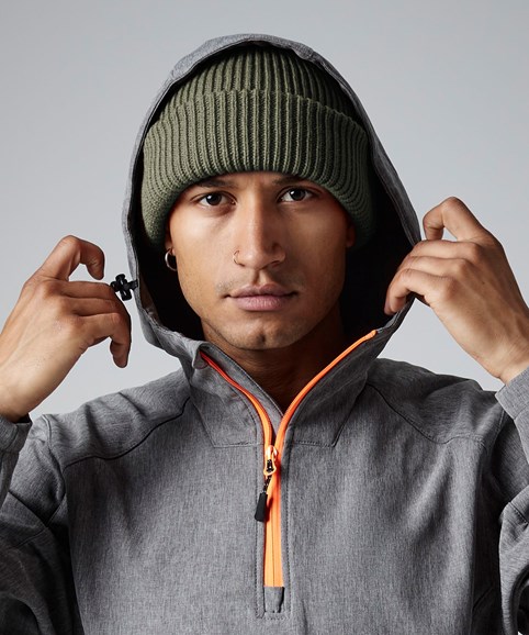 Wind-resistant breathable elements beanie