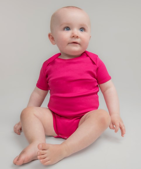 Short-sleeved bodysuit with envelope neck opening